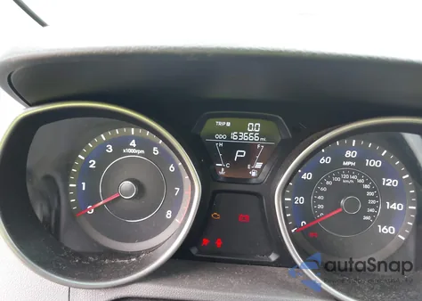 2011 Hyundai Elantra Limited z USA, uszkodzony, nr VIN 5NPDH4AE9BH075863